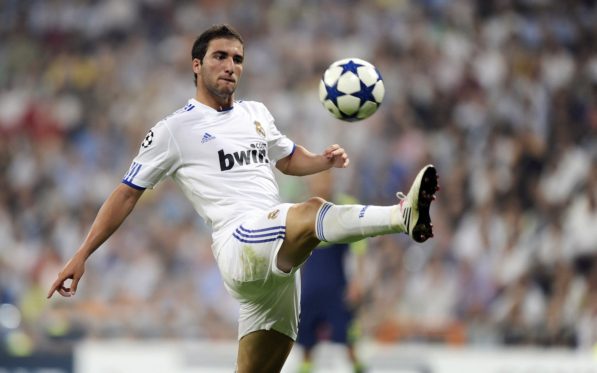 开云app安全认证-欧冠决赛：曼城迎战切尔西，谁能笑到最后？，欧冠决赛_曼城迎战切尔西,谁能笑到最后